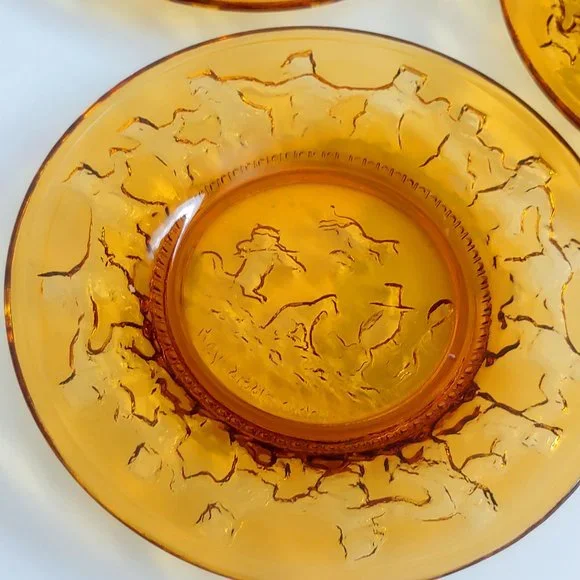 Kitschy Dancing Bears Weird Vintage Plates nursery rhyme design boho cottagecore - Picture 3 of 6